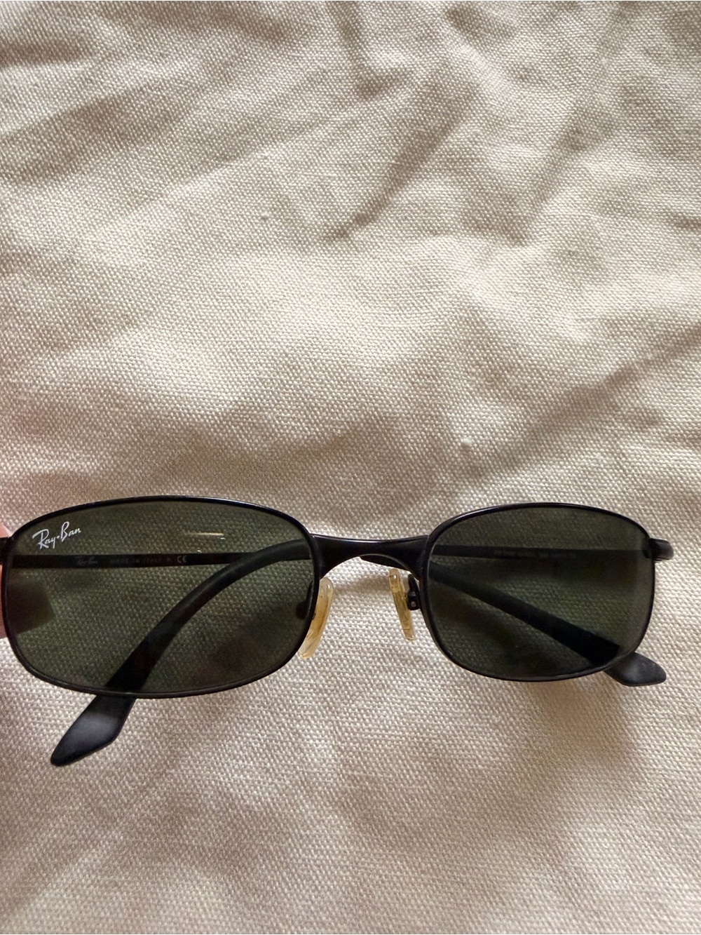 Ray-Ban Women's Black Frame Green Lens Sunglasses